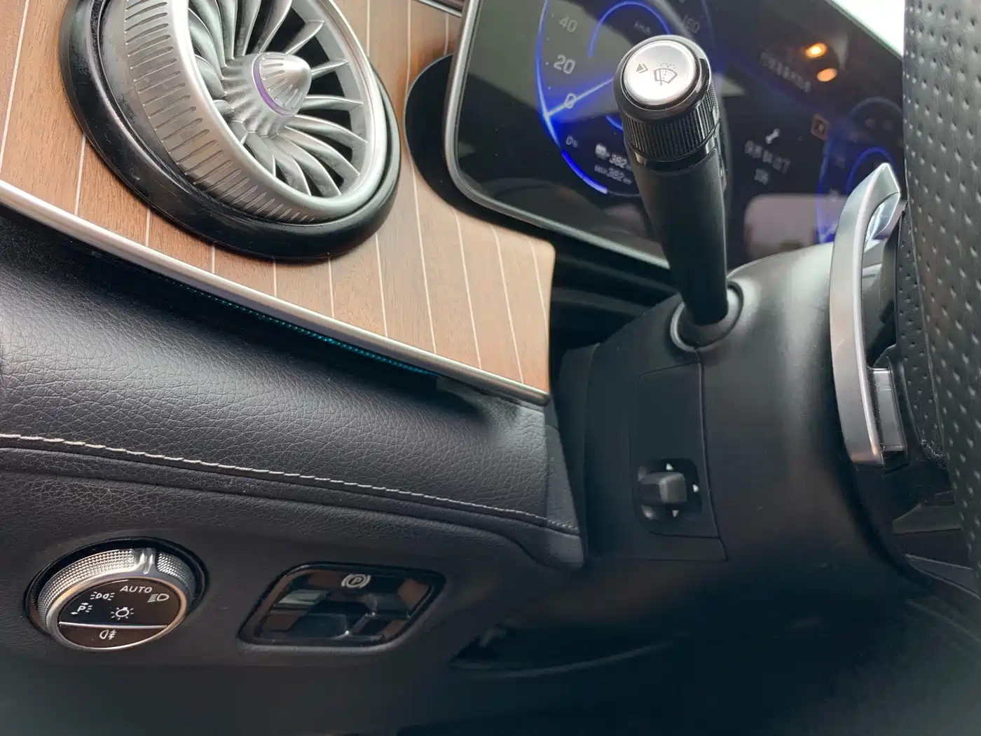 Mercedes-Benz EQE 2023 2022 350 Luxury Edition