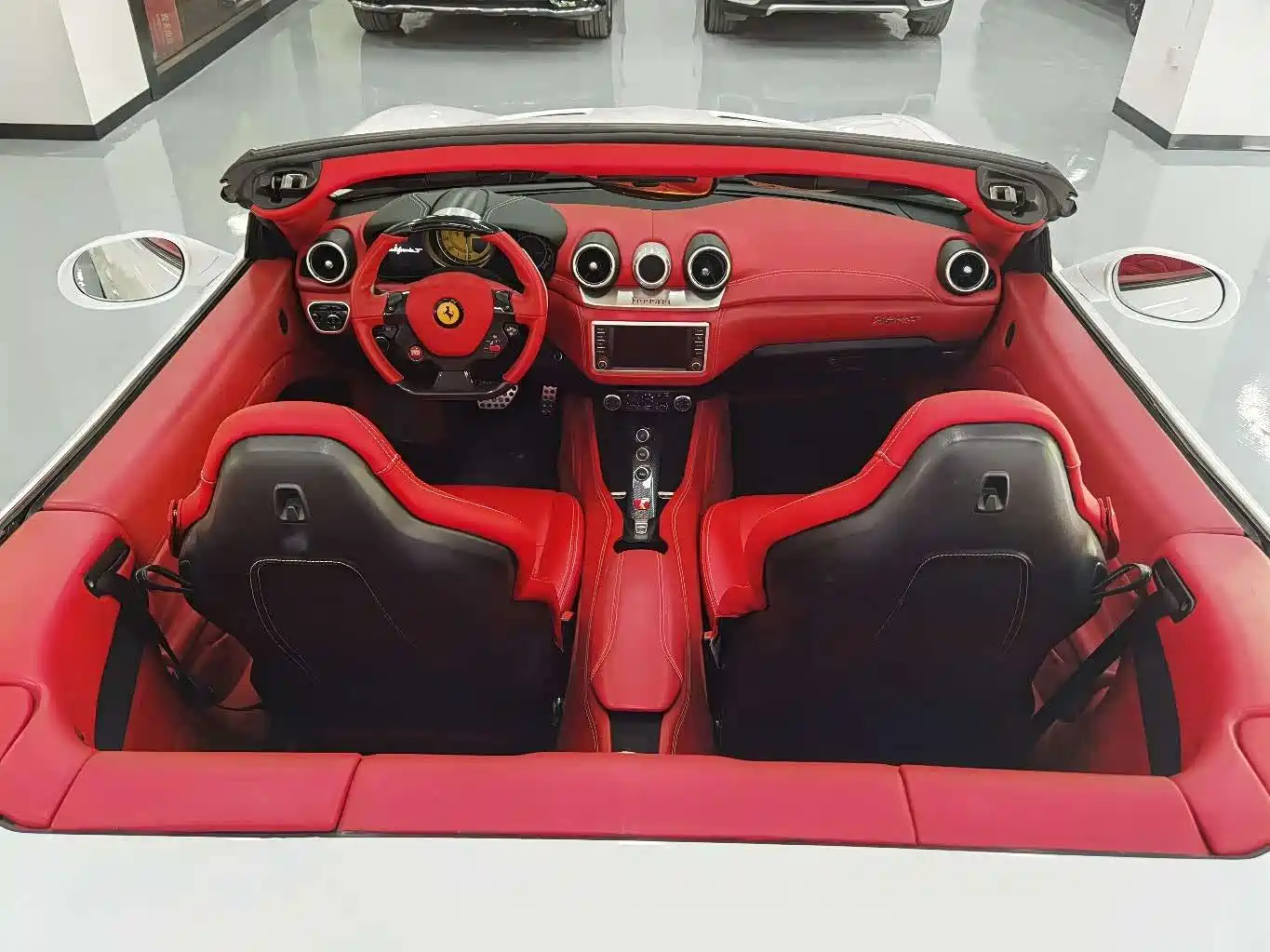 Ferrari California T 2015 3.9T Standard фото 10