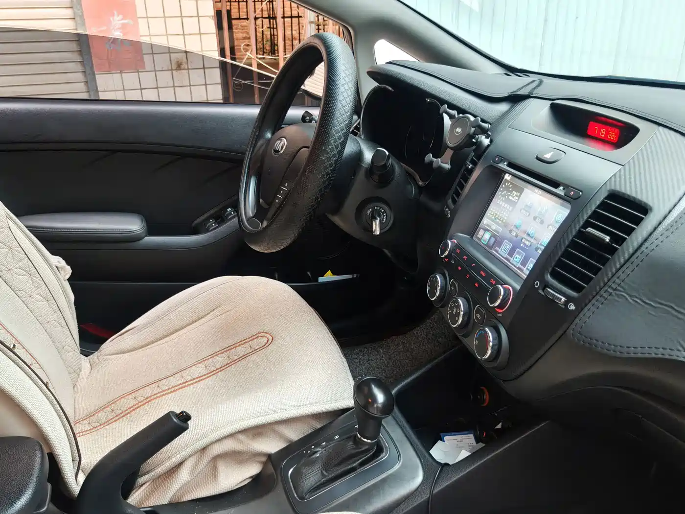 Kia K3S 2014 2014 1.6L Automatic GL
