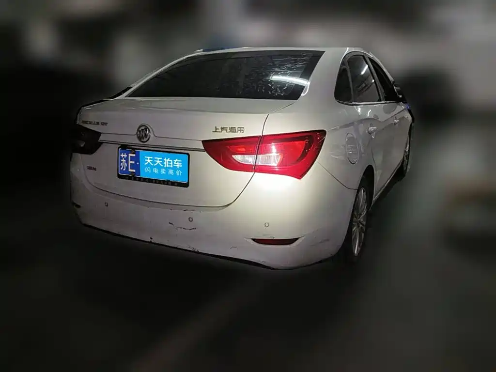 Фото 2 - Buick Excelle