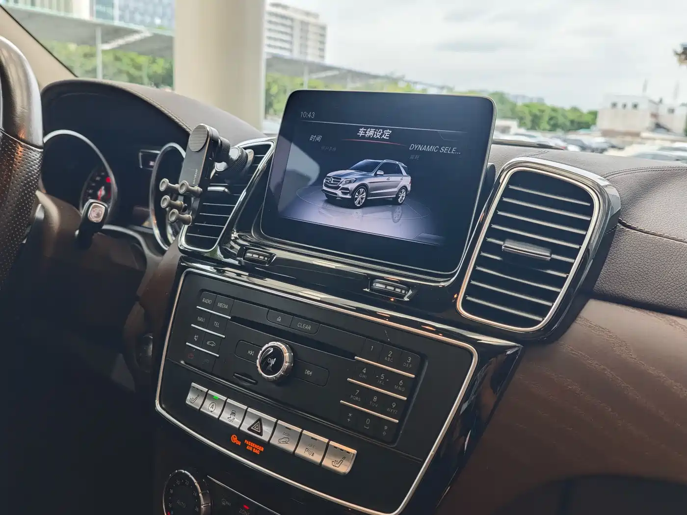 Mercedes-Benz GLE 2018 GLE 320 4MATIC Dynamic Ultimate Edition фото 12