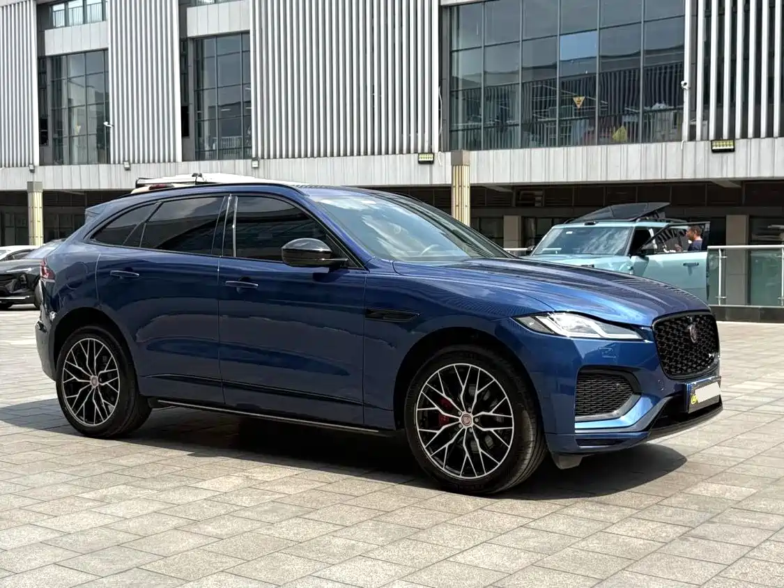 Jaguar F-PACE 2022 P250 R-Dynamic BLACK фото 3