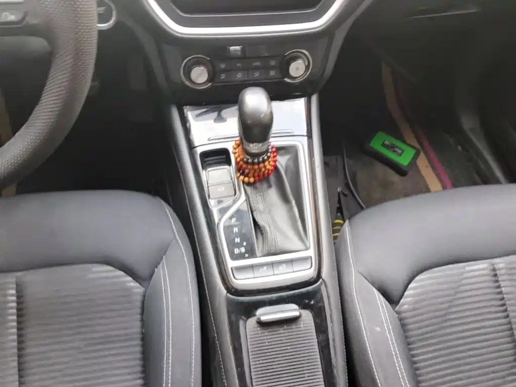 Roewe RX3 2020 2020 1.6L CVT 4G Ultra Comfort Elite