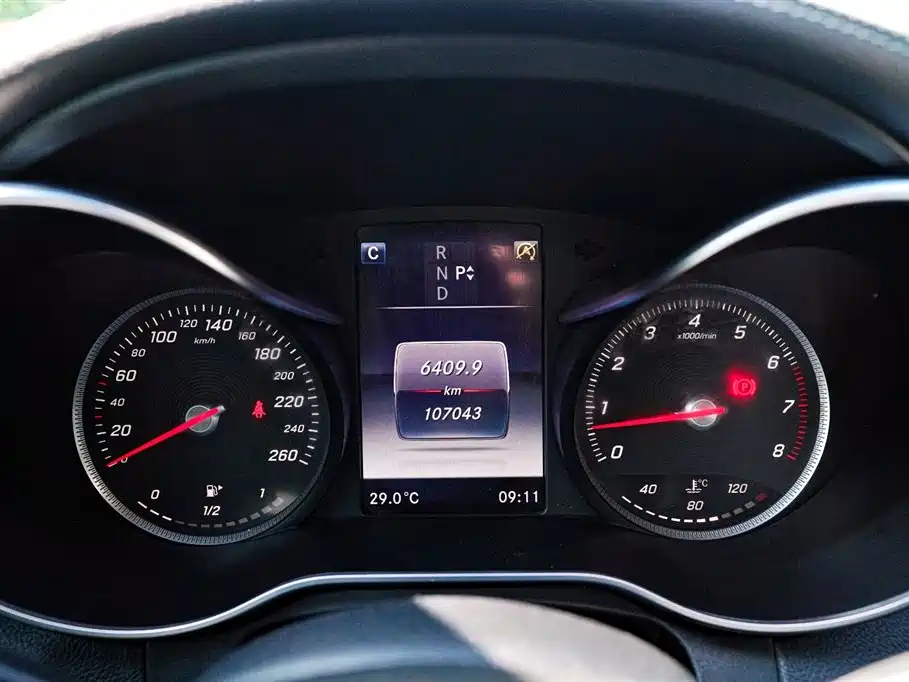 Mercedes-Benz C-Class 2016 C 200 L Sport фото 12