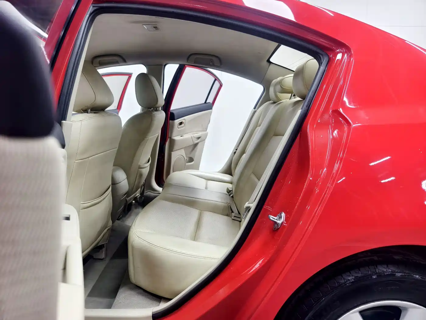 Mazda 3 2011 2010 1.6L Automatic Classic Fashion