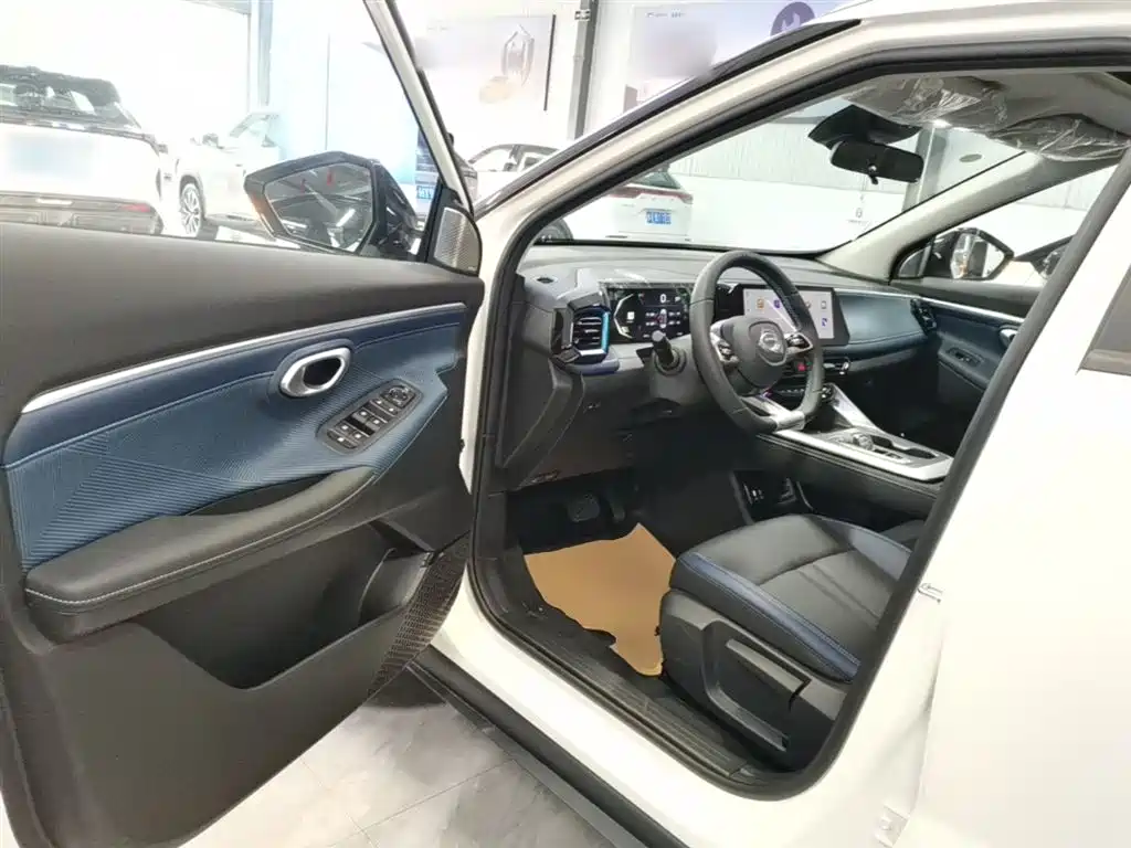 GAC Trumpchi Trumpchi GS3 2026 GS3 Emzoom 270T Sport Edition фото 16