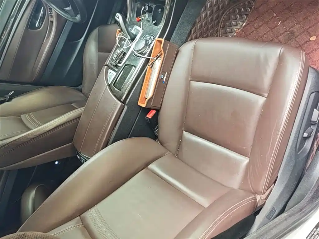 BMW 5 Series 2017 525Li Luxury Design Package фото 25