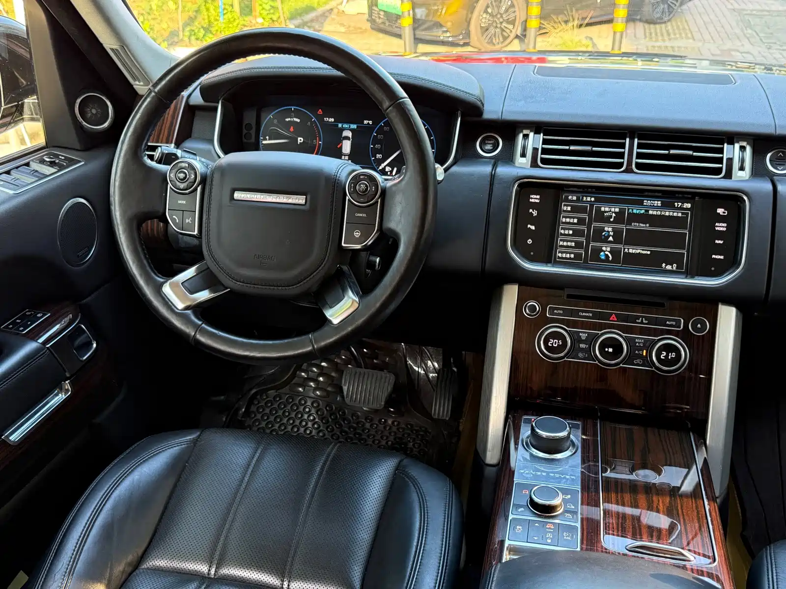 Фото 3 - Land Rover Range Rover