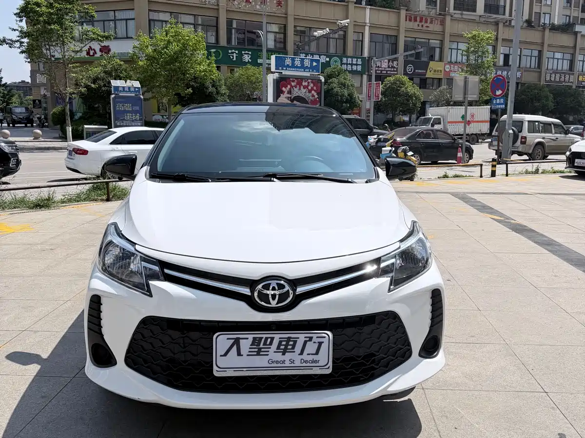 Toyota Vios FS 2021 1.5L CVT Fengchi Edition фото 2