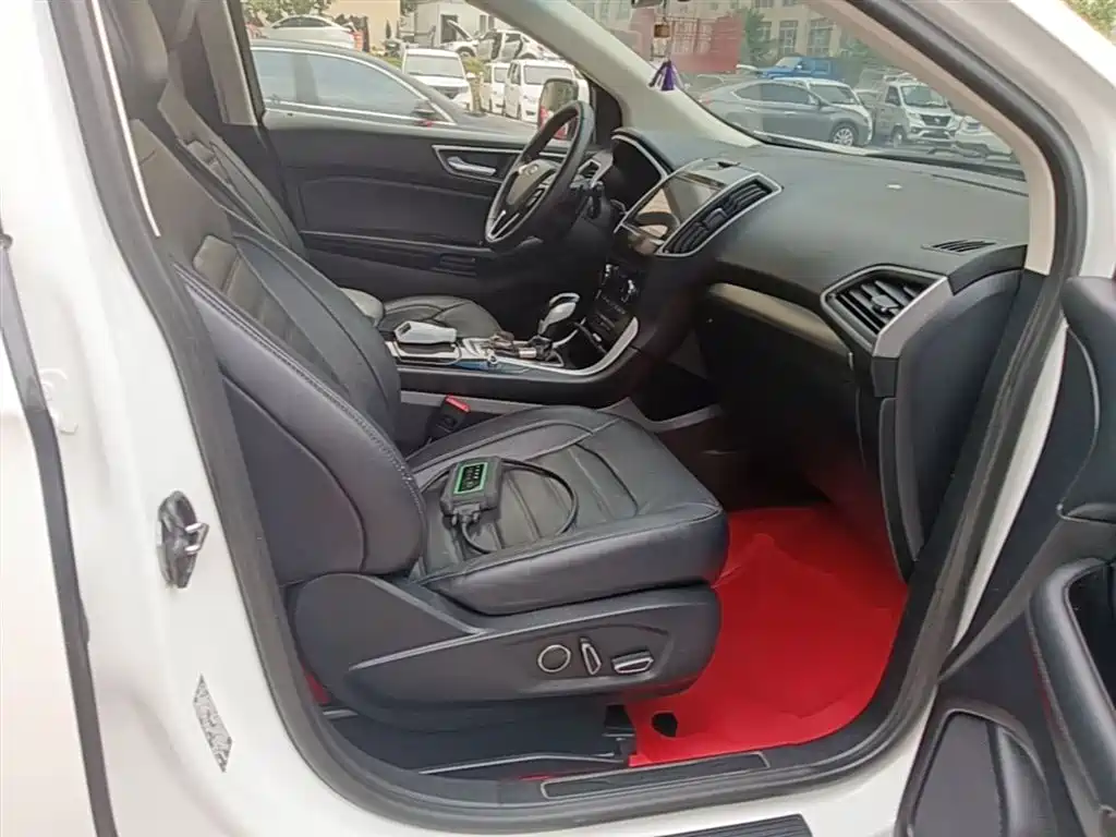 Ford Edge 2019 2018 EcoBoost 245 FWD Platinum 7-seater China V