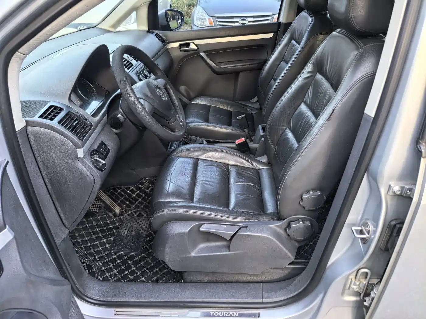 Фото 7 - Volkswagen Touran