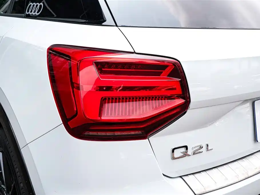Audi Q2L 2018 35 TFSI Fashion Dynamic China VI фото 21