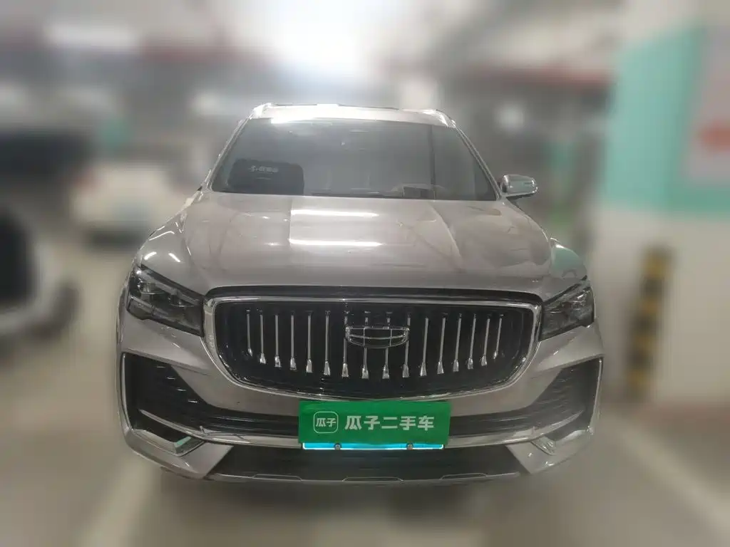 Фото 2 - Geely Monjaro