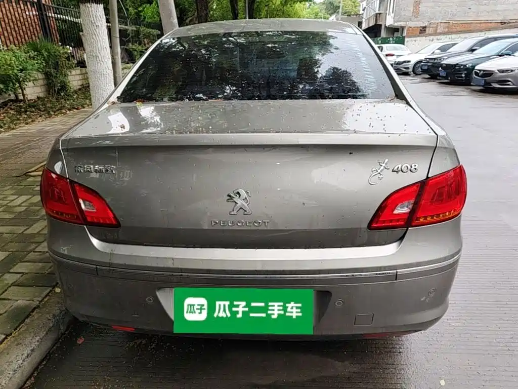 Peugeot 408 2013 1.6L Automatic Comfort Edition фото 6