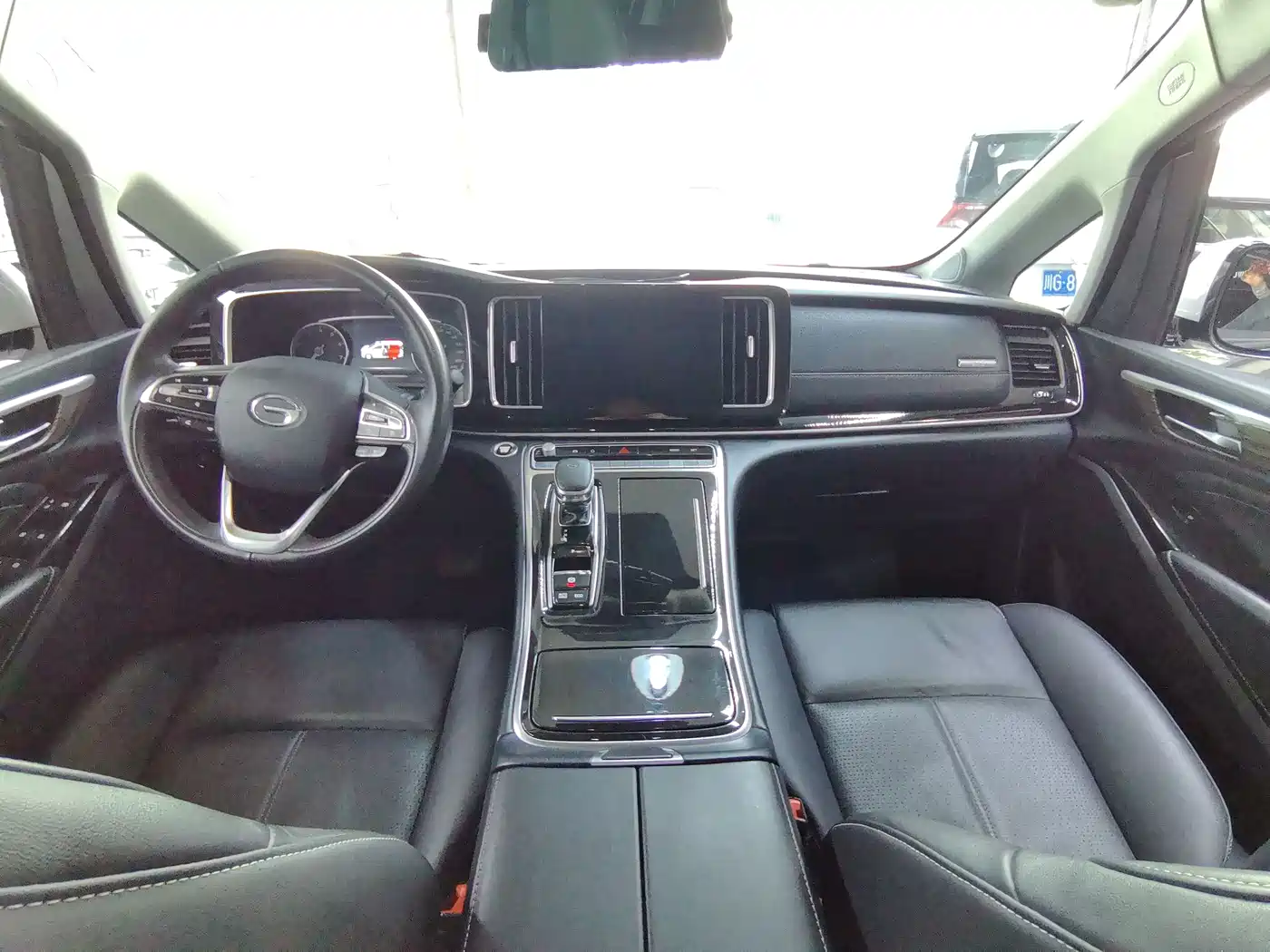 GAC Trumpchi Trumpchi M8 2023 Leading Series 390T Premium Edition фото 12