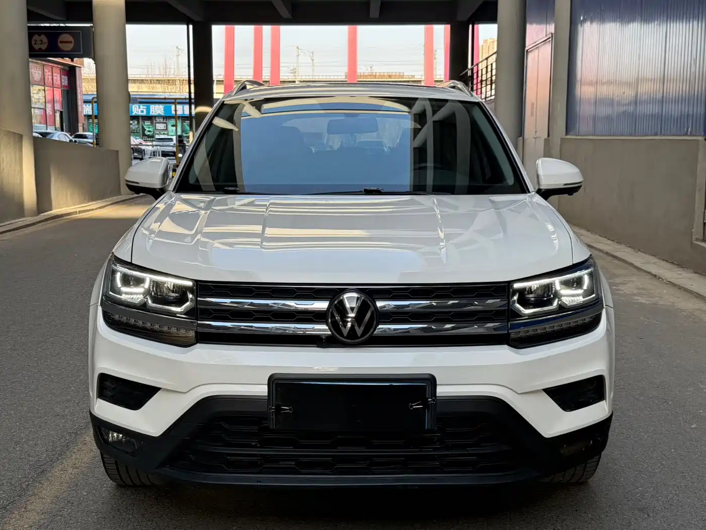 Volkswagen Tharu 2022 280TSI FWD Luxury Edition фото 2