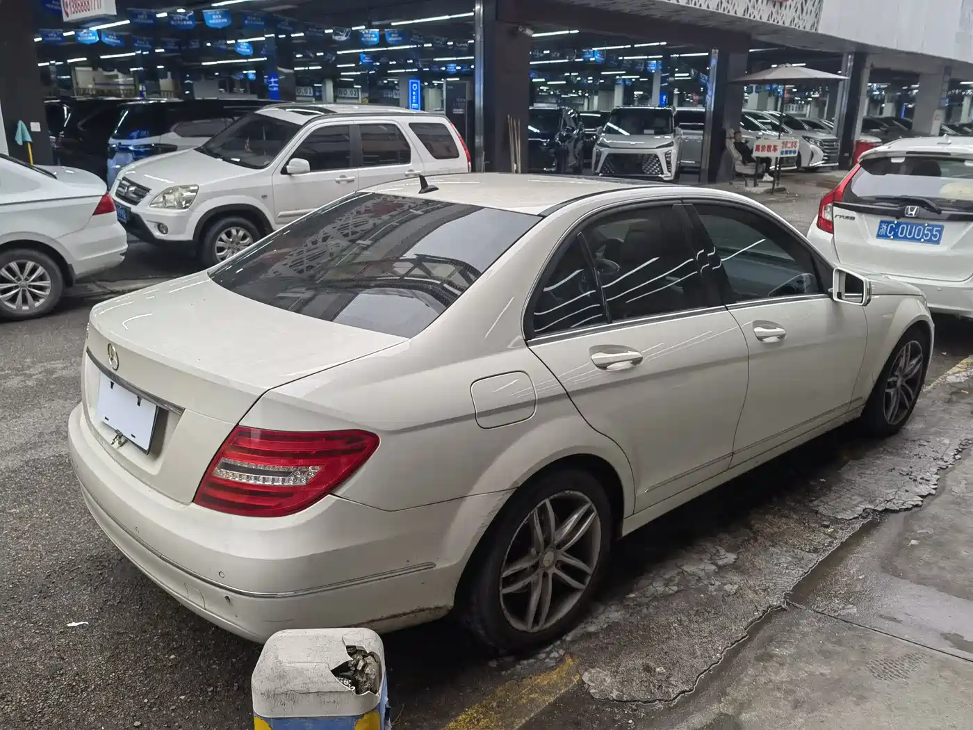 Mercedes-Benz C-Class 2013 C 260 CGI Fashion Edition фото 9