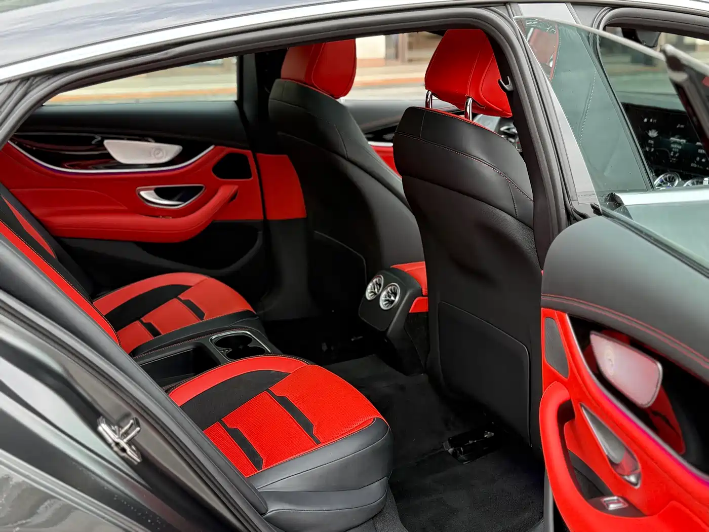 Mercedes-Benz AMG GT 2022 AMG GT 50 4-Door Coupe фото 10