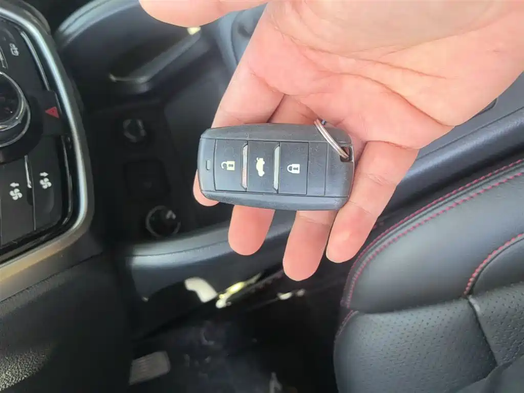 CHANGAN CS75