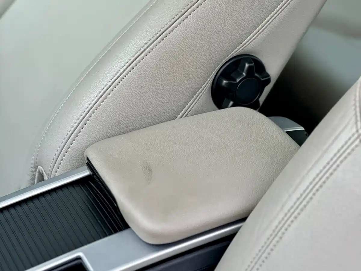 Volvo C30 2013 2013 2.0L Dynamic Edition