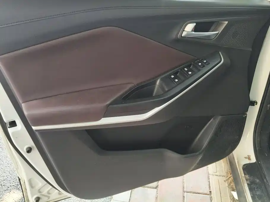 Changan CS15 2020 2019 1.5L Auto Progressive China VI