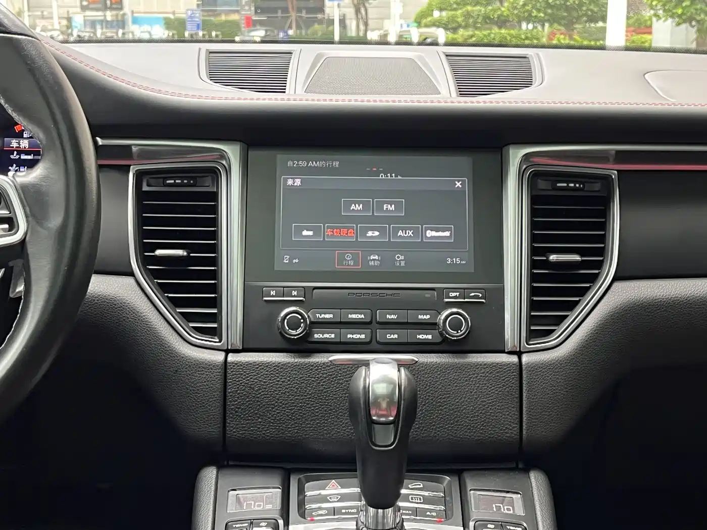 Porsche Macan 2017 Macan 2.0T фото 13