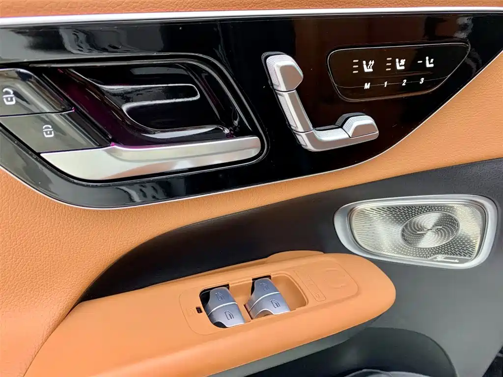 Mercedes-Benz GLC 2024 GLC 300 L 4MATIC Luxury 5-seater фото 30