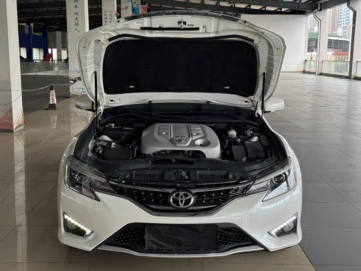 Toyota Reiz 2013 2.5V Premium Edition фото 14