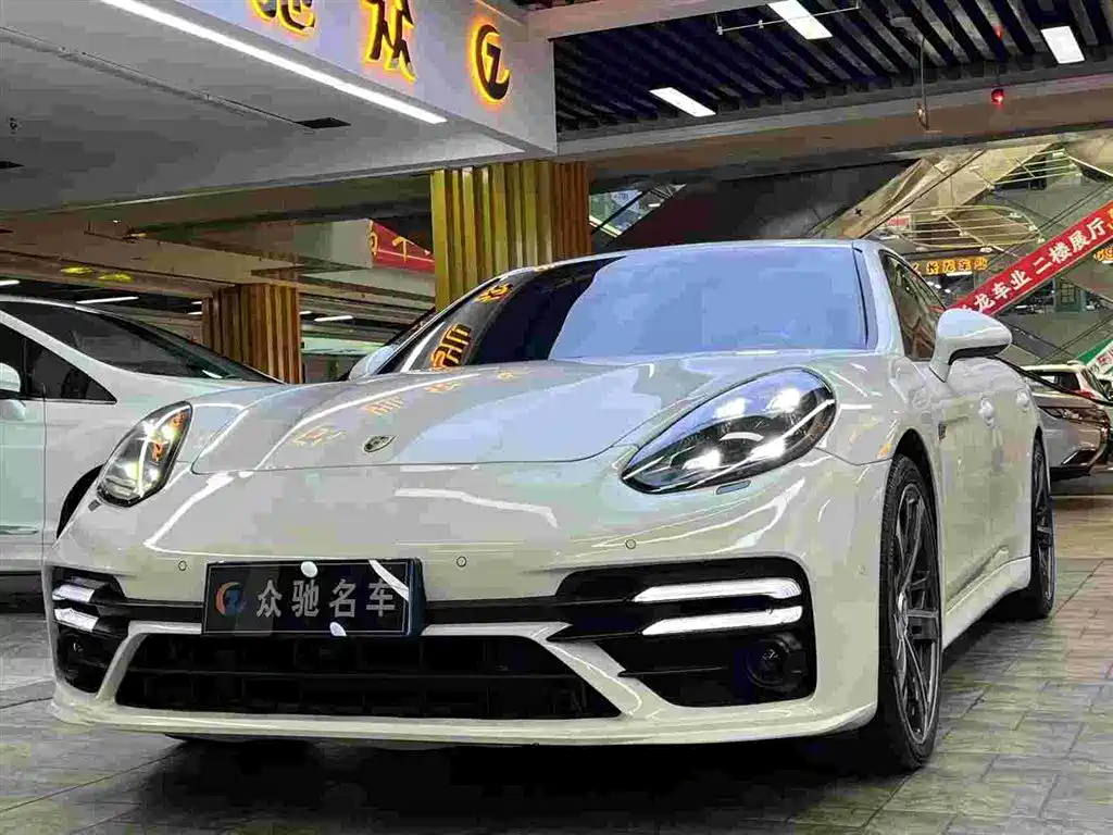 Porsche Panamera 2010 Panamera 3.6L фото 2