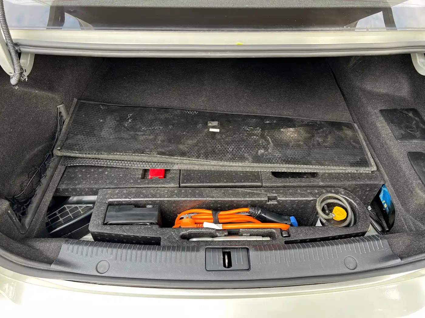 Roewe i6 New Energy 2018 2017 45T Hybrid Connected Smart Enjoyment Edition