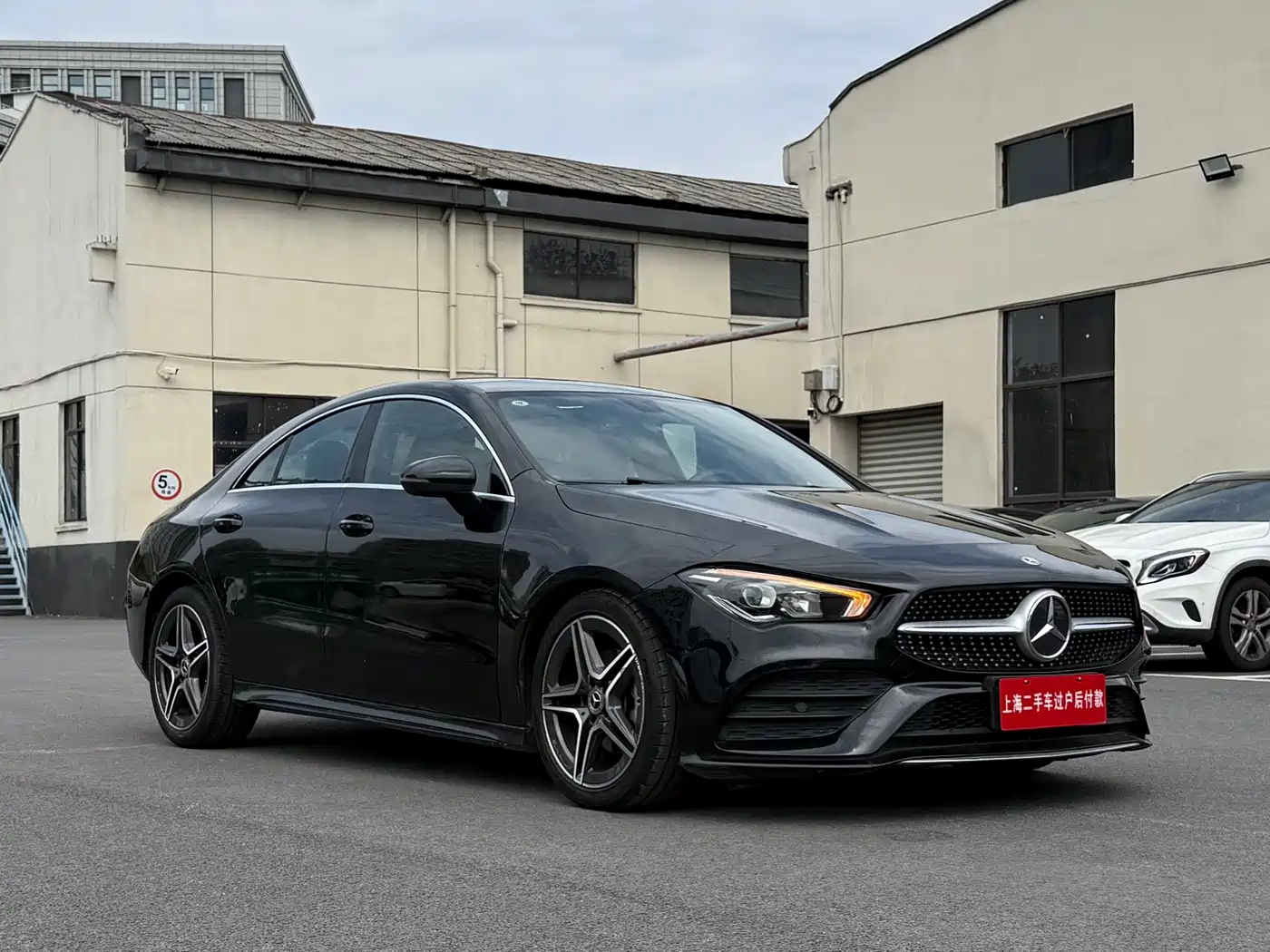 Mercedes-Benz CLA (Import) 2021 CLA 200 фото 2