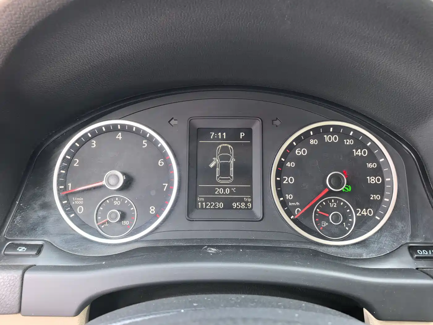 Volkswagen Tiguan 2010 1.8TSI Automatic 2WD Elite фото 6