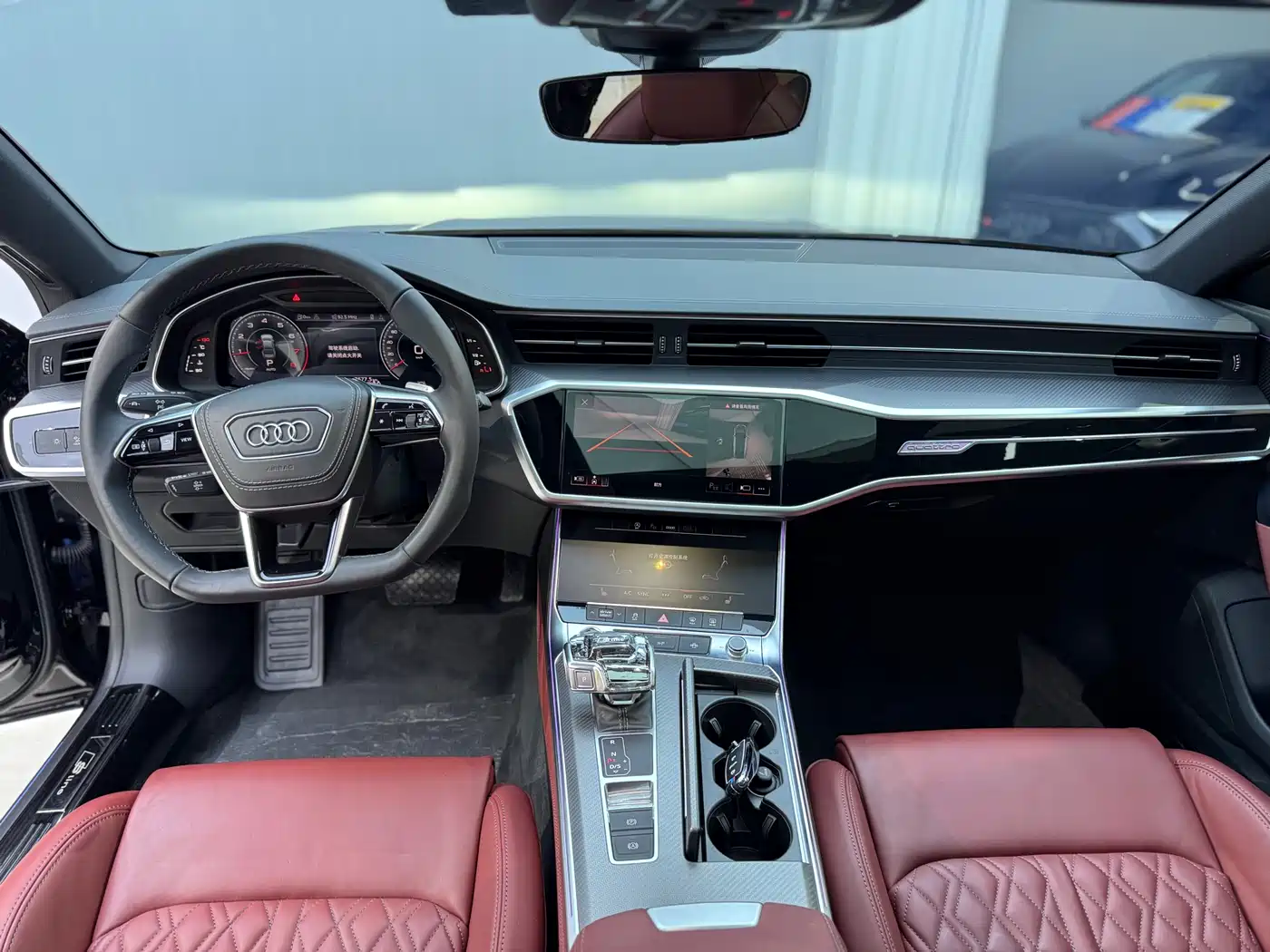 Audi A7L 2024 45 TFSI quattro S-line Black Warrior Edition фото 11
