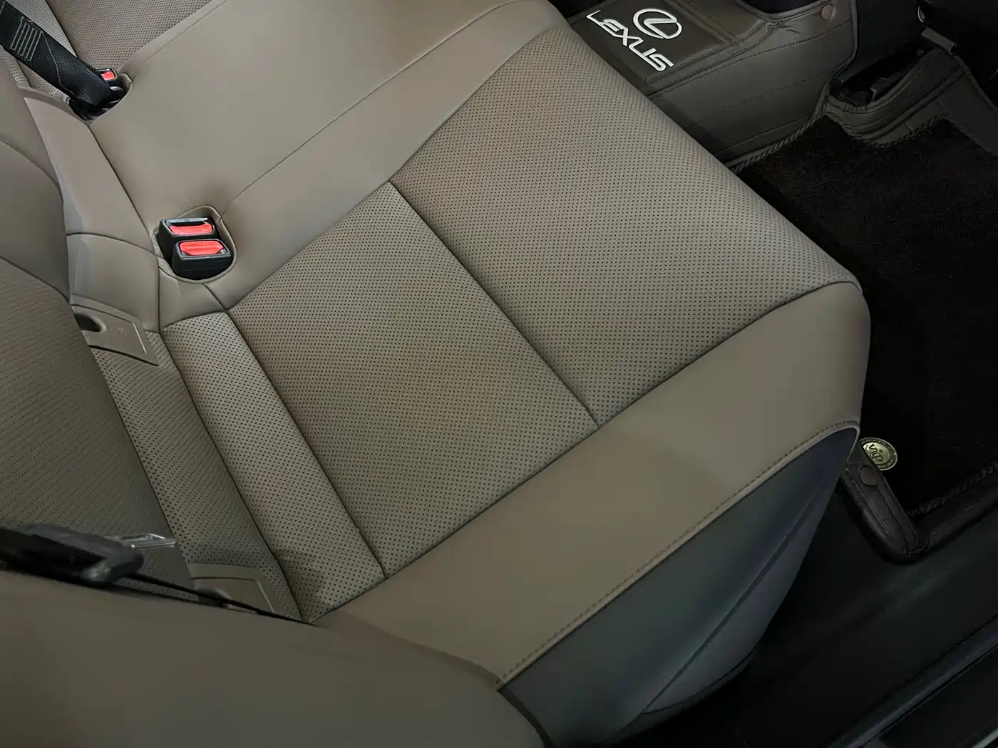 Lexus ES 2024 200 Premium Edition фото 14