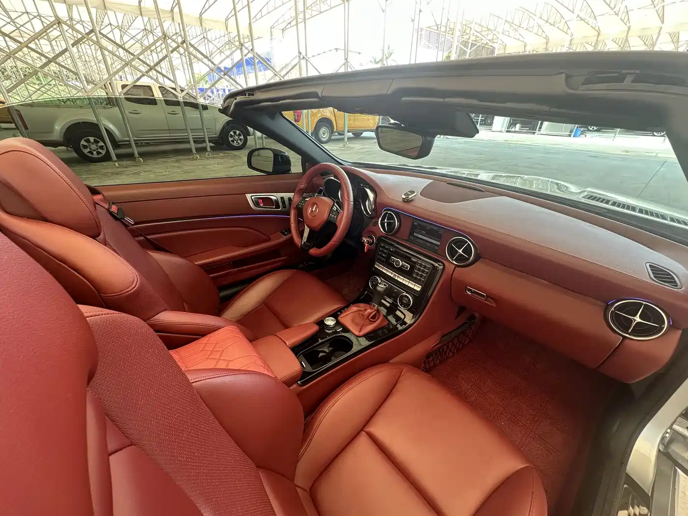Mercedes-Benz SLK-Class 2011 SLK 200 Fashion фото 6