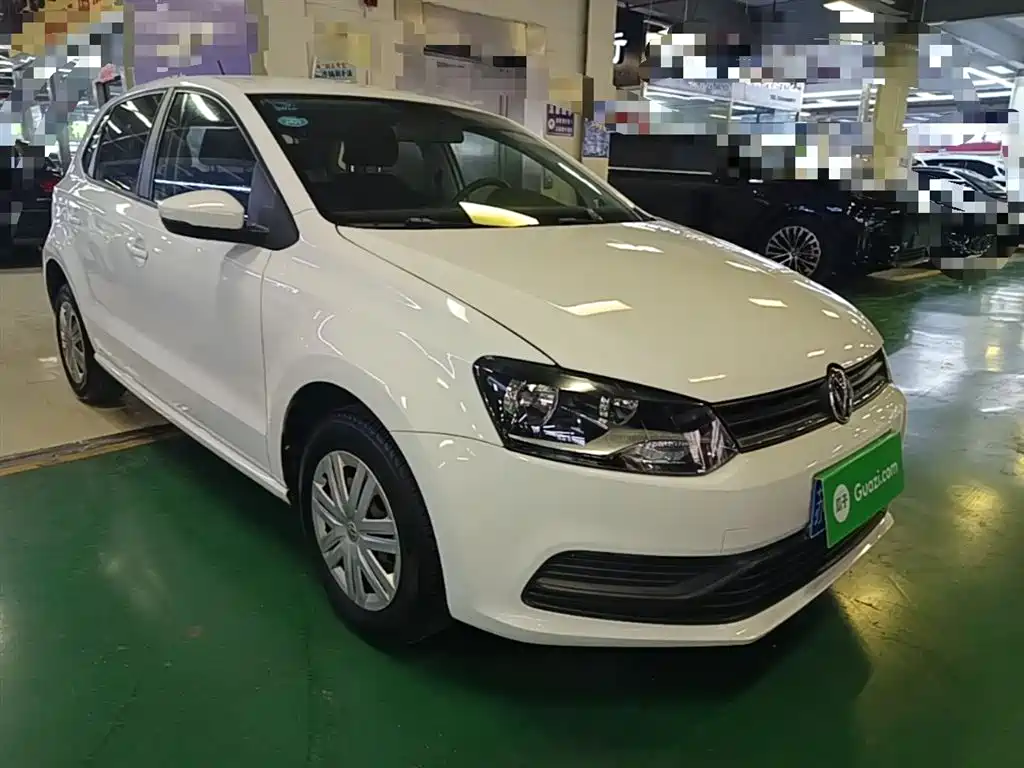 Volkswagen Polo 2016 1.4L Automatic Trend фото 4