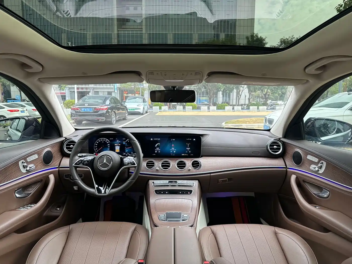 Mercedes-Benz E-Class 2023 E 300 L Fashion фото 7