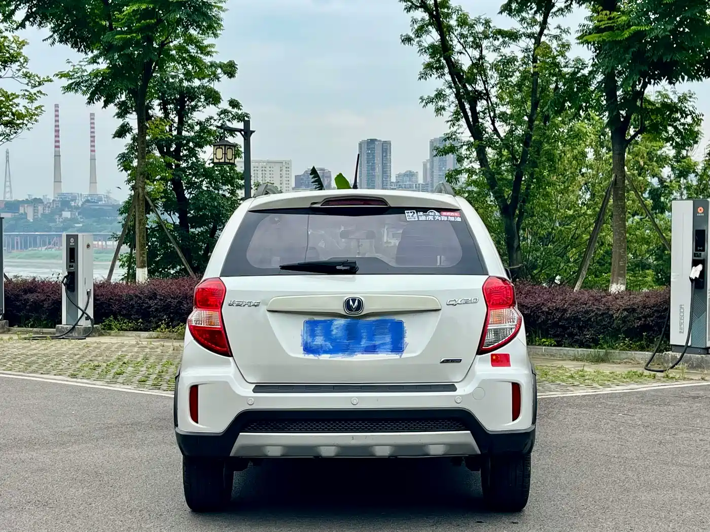 Changan CX20 2015 2014 1.4L Manual Sunroof Navigation Edition China V