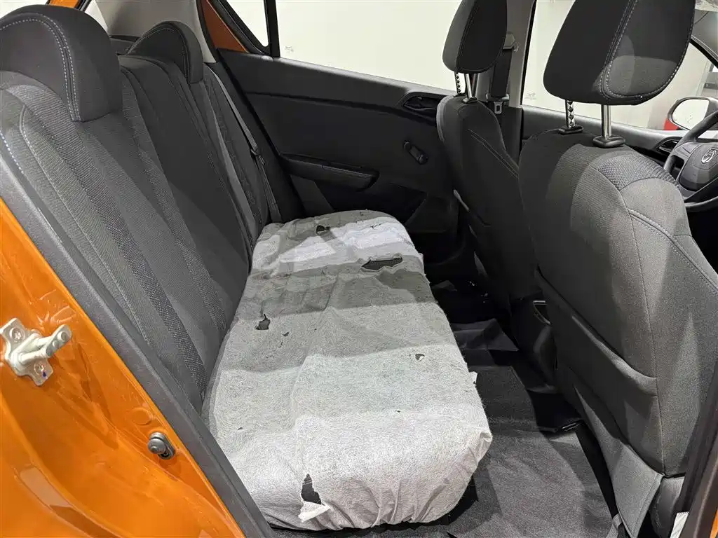 Baojun 310 2020 2020 1.2L Manual Value Edition