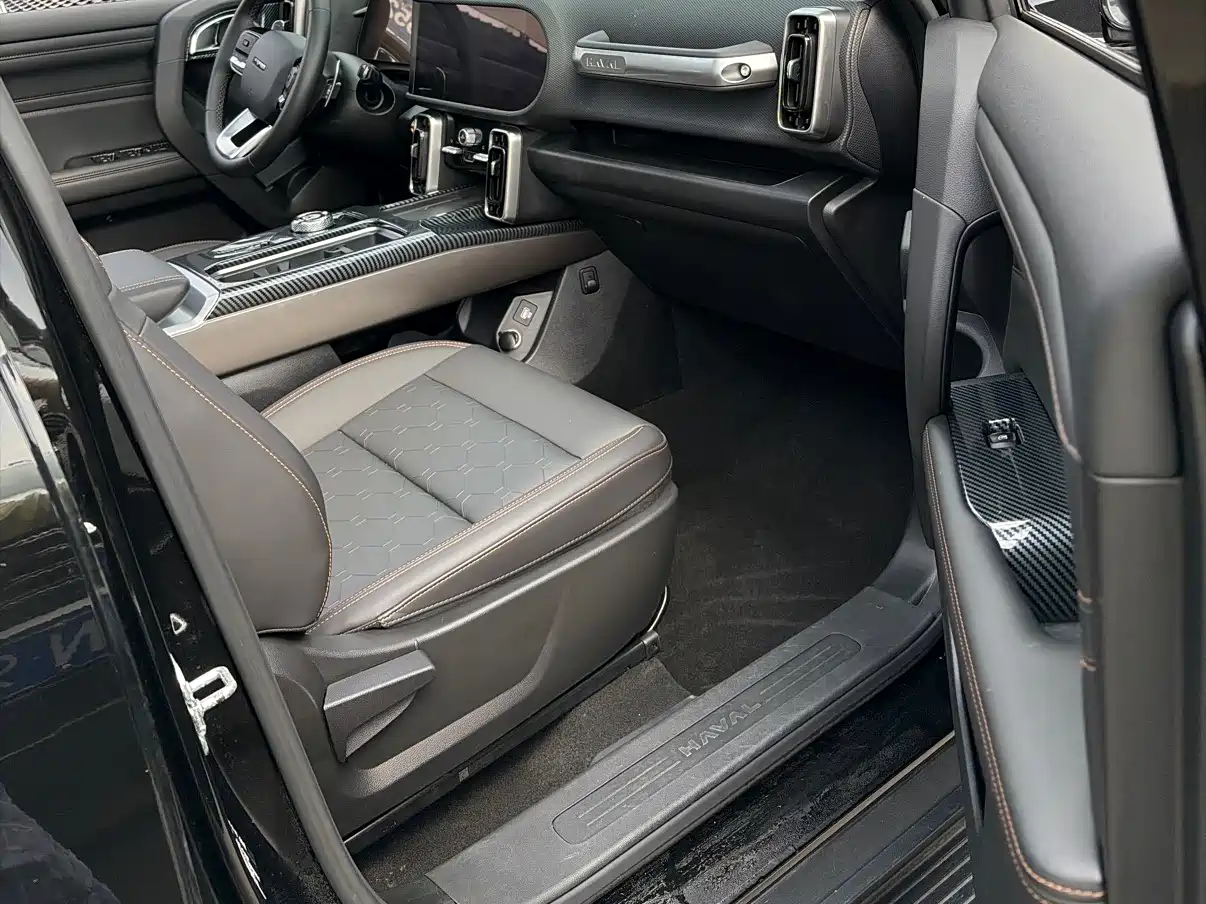 Haval Big Dog 2022 2.0T DCT AWD Chinese Pastoral Dog Edition фото 13
