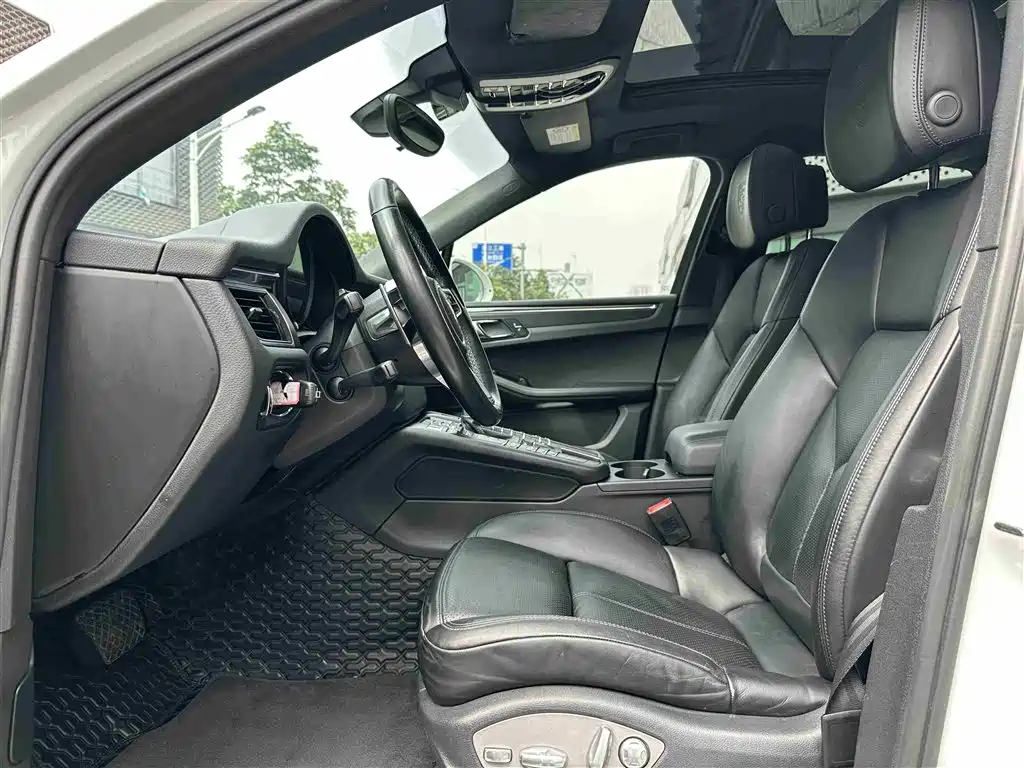 Porsche Macan 2014 Macan 2.0T фото 4
