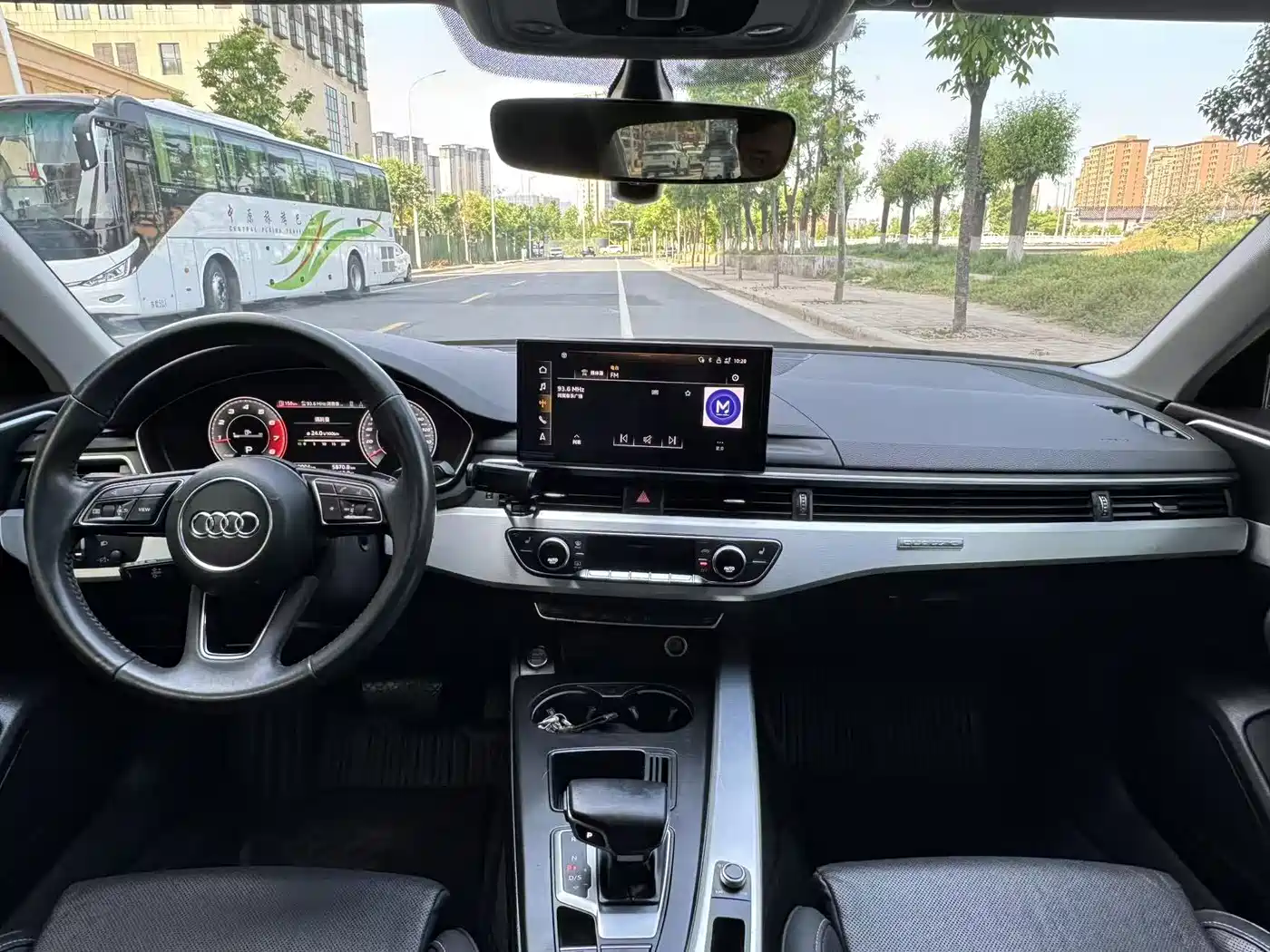 Audi A4L 2020 40 TFSI Luxury Dynamic фото 13