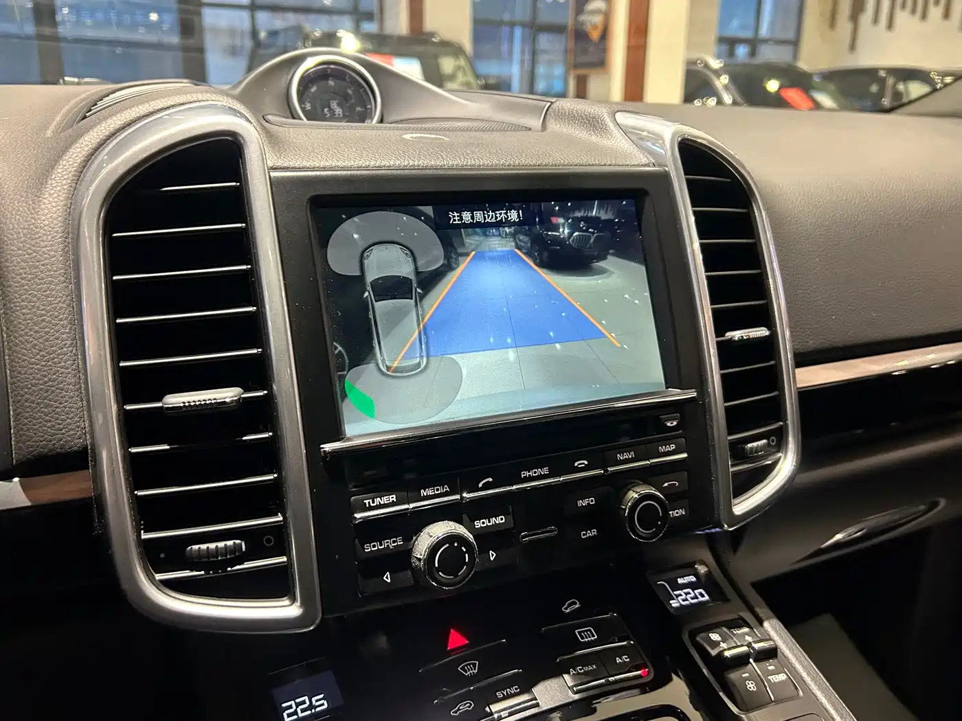Porsche Cayenne 2015 Cayenne 3.0T фото 17