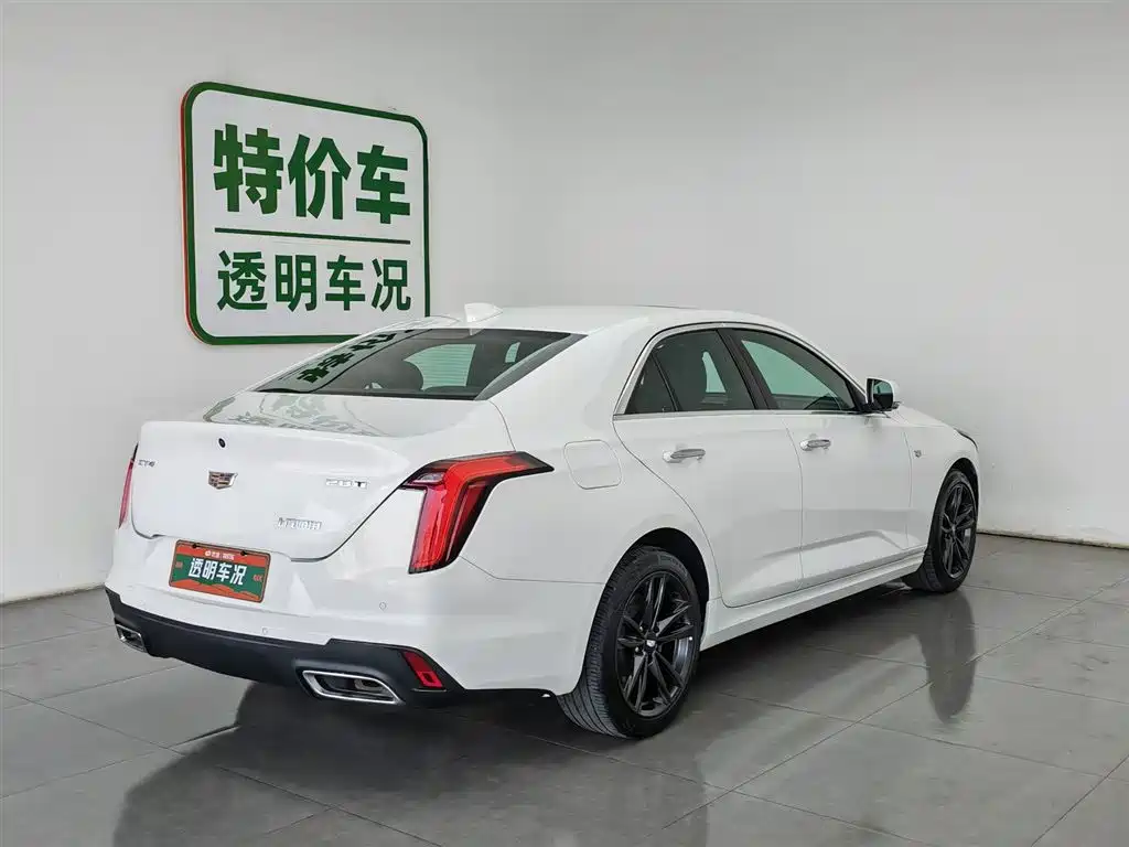 CADILLAC CT4