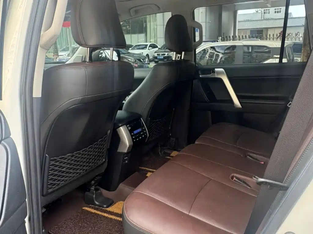 Toyota Prado 2020 2019 3.5L Automatic TX-L Zunxiang Edition with Rear-mounted Spare Tire