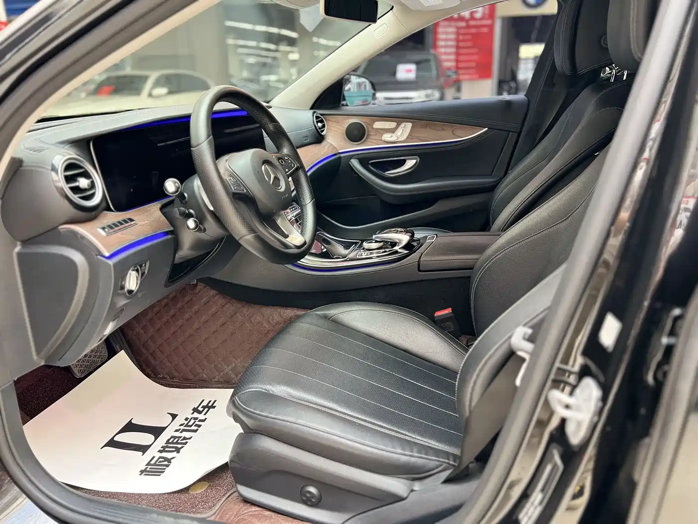 Mercedes-Benz E-Class 2016 E 300 L Fashion Type фото 6