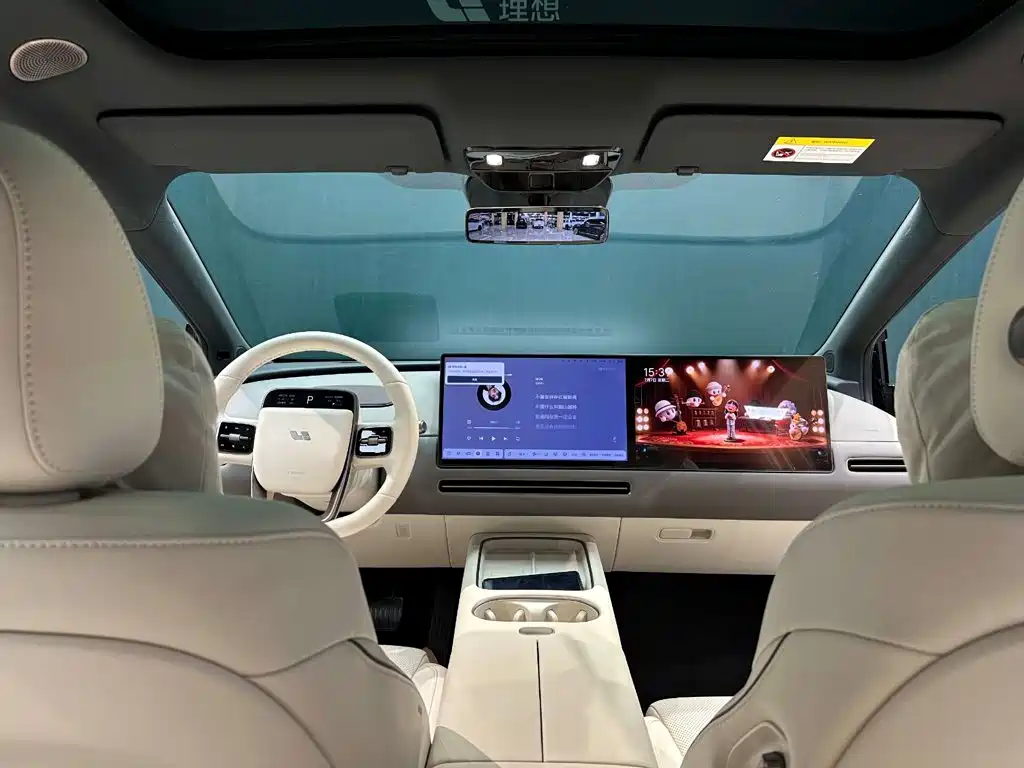 Li Auto i6 2025 2025 4WD Base Model