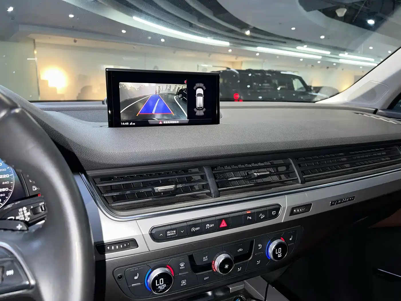 Audi Q7 2019 55 TFSI Technology фото 16