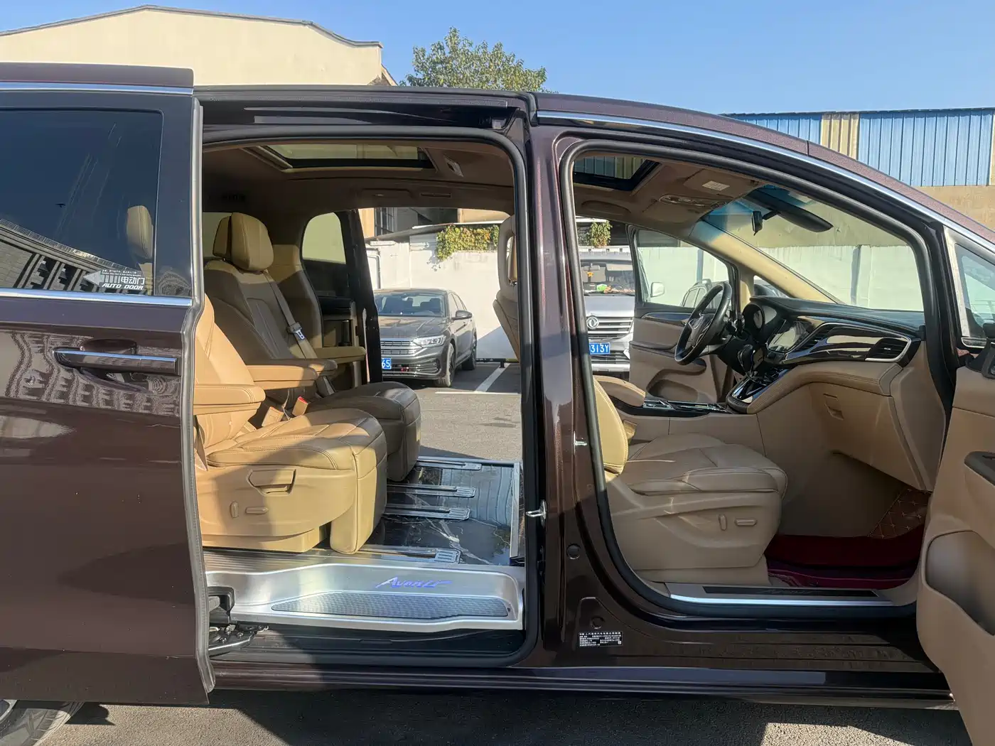 Buick GL8 2018 ES 28T Luxury Type China VI фото 5