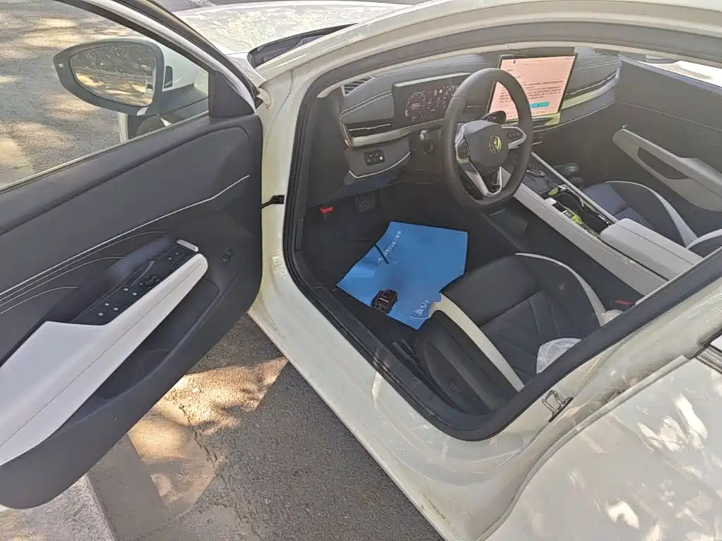 Volkswagen Sagitar 2026 2025 300TSI DSG High-end Model